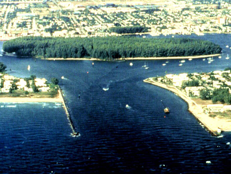 Lake_Worth_Inlet_aerial_view